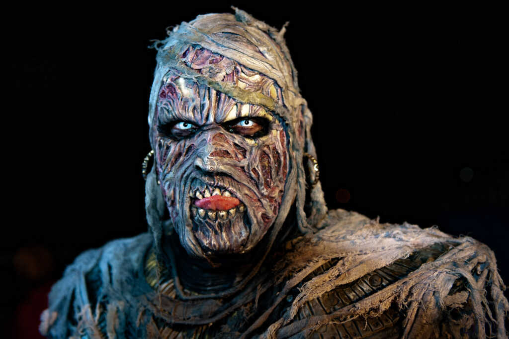 Muotokuva Lordi yhtyeen kitaristi Amenista.